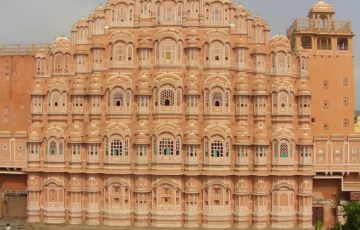 Best 18 Days 17 Nights Delhi, Srinagar, Gulmarg, Kargil, Leh, Alchi, Jammu, Amritsar, Jaipur with Agra Tour Package