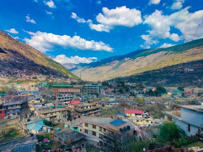 Family Getaway Kullu Tour Package for 2 Days 1 Night